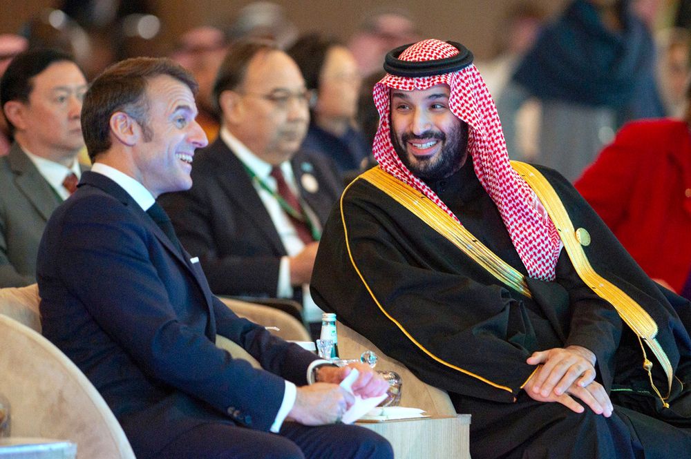 ماكرون :" المبادرة الفرنسية السعودية تطمح لنزع سلاح حماس لإحلال السلام بغزة"